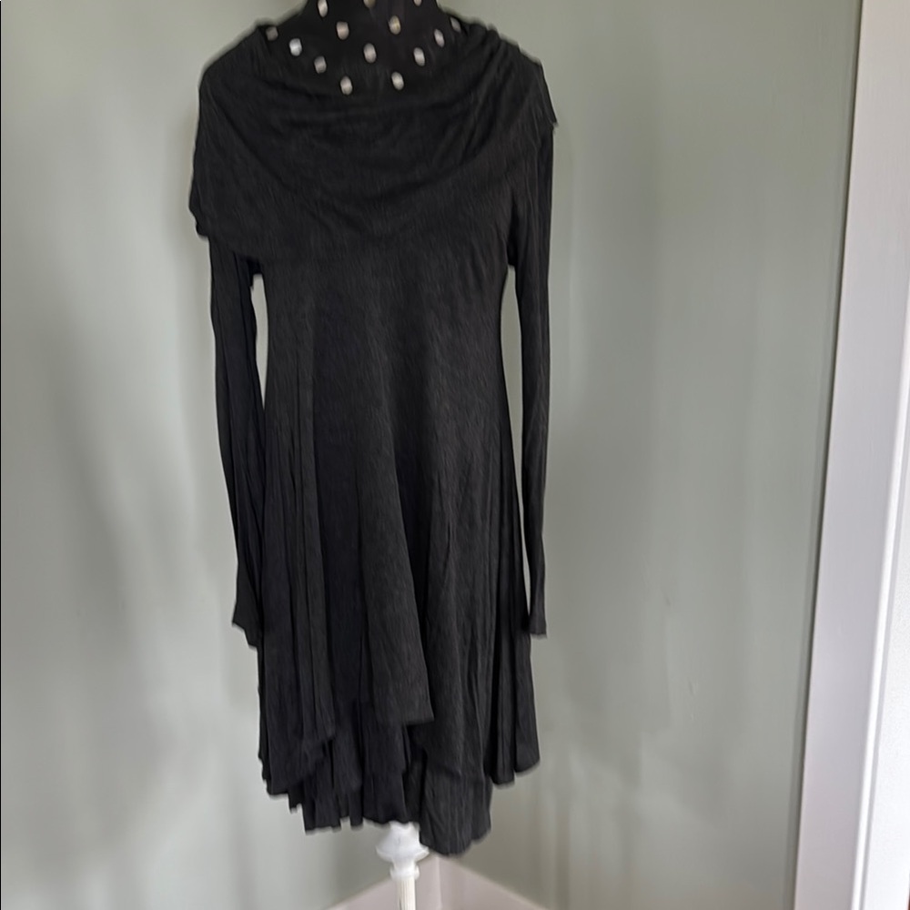 Elegant Black Long Sleeve Dress